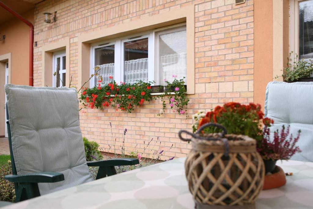 Teubel Apartman 2 Székesfehérvár Εξωτερικό φωτογραφία