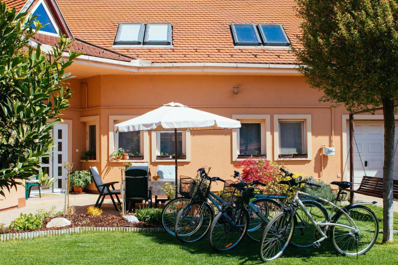 Teubel Apartman 2 Székesfehérvár Εξωτερικό φωτογραφία
